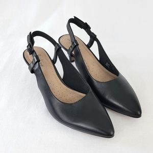 Clark's Ultimate Comfort Collect Low Heel Size 6M